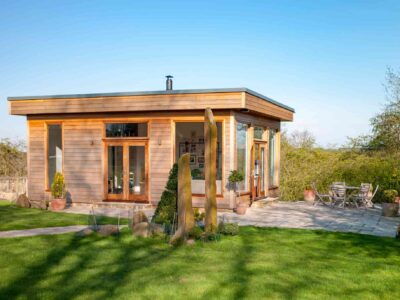 Garden room contractors Kent