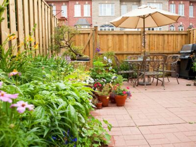 Garden fencing services Kent